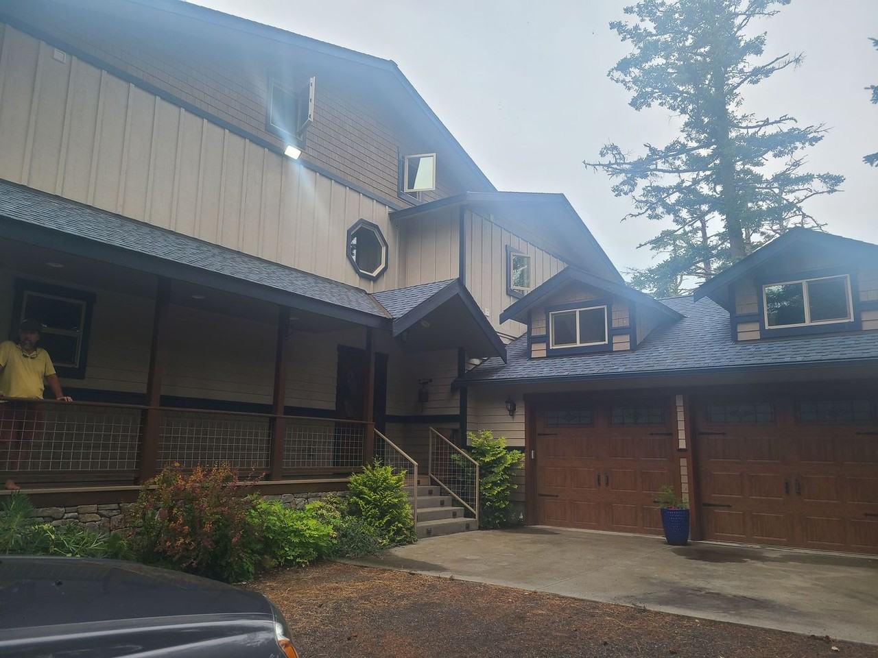 261 Foxwood Ln - Photo 2 of 12