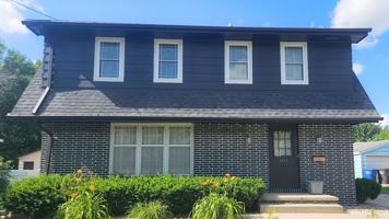 featured image of 4415 Amick Ave