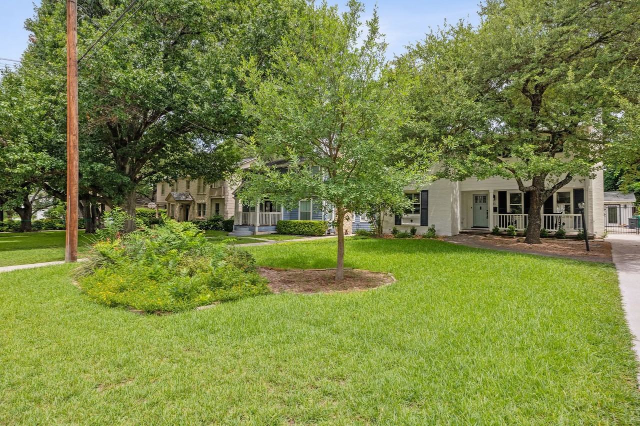 211 College Blvd - Photo 6 of 50