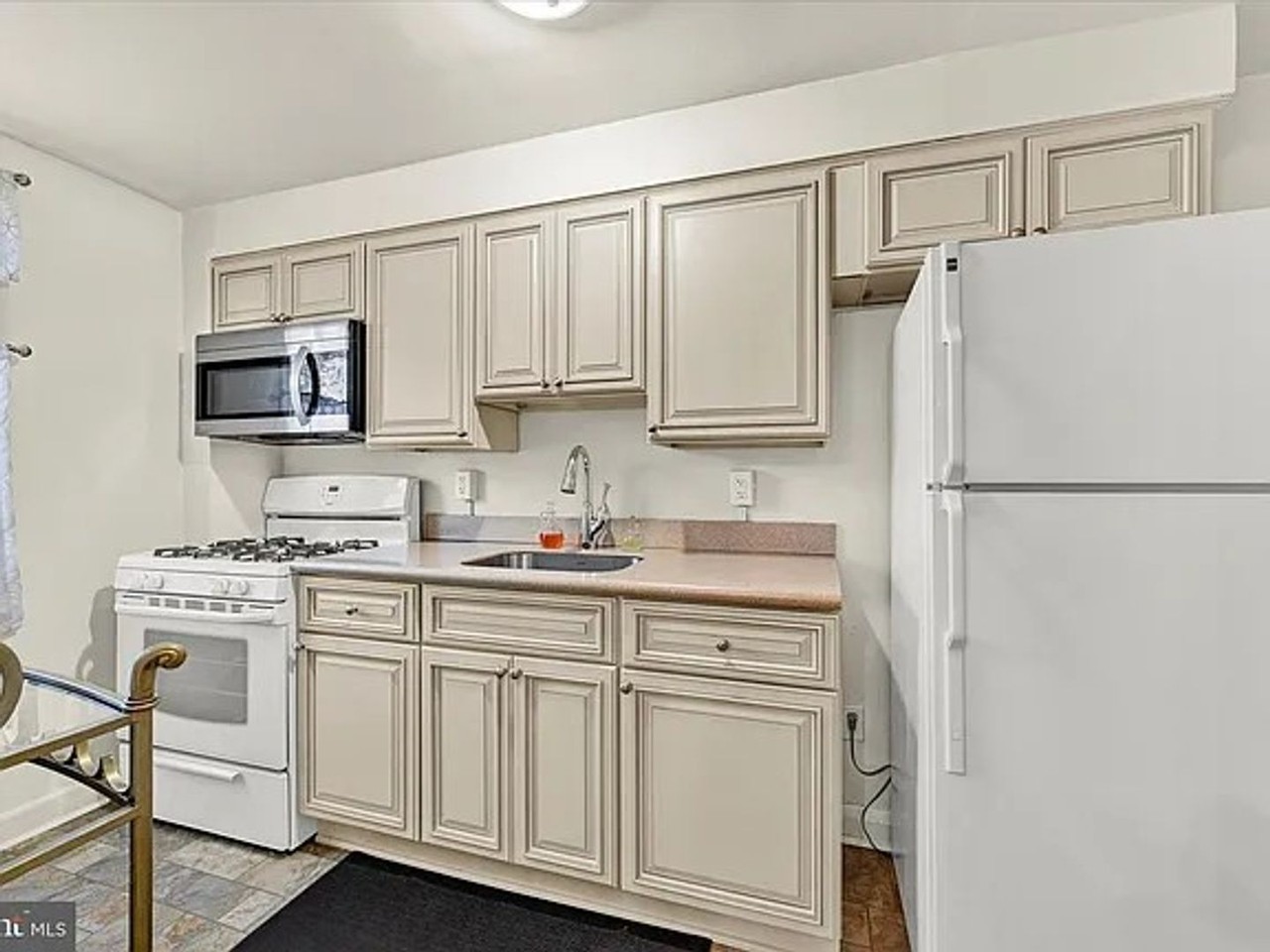 3240 Westmont Ave - Photo 2 of 13