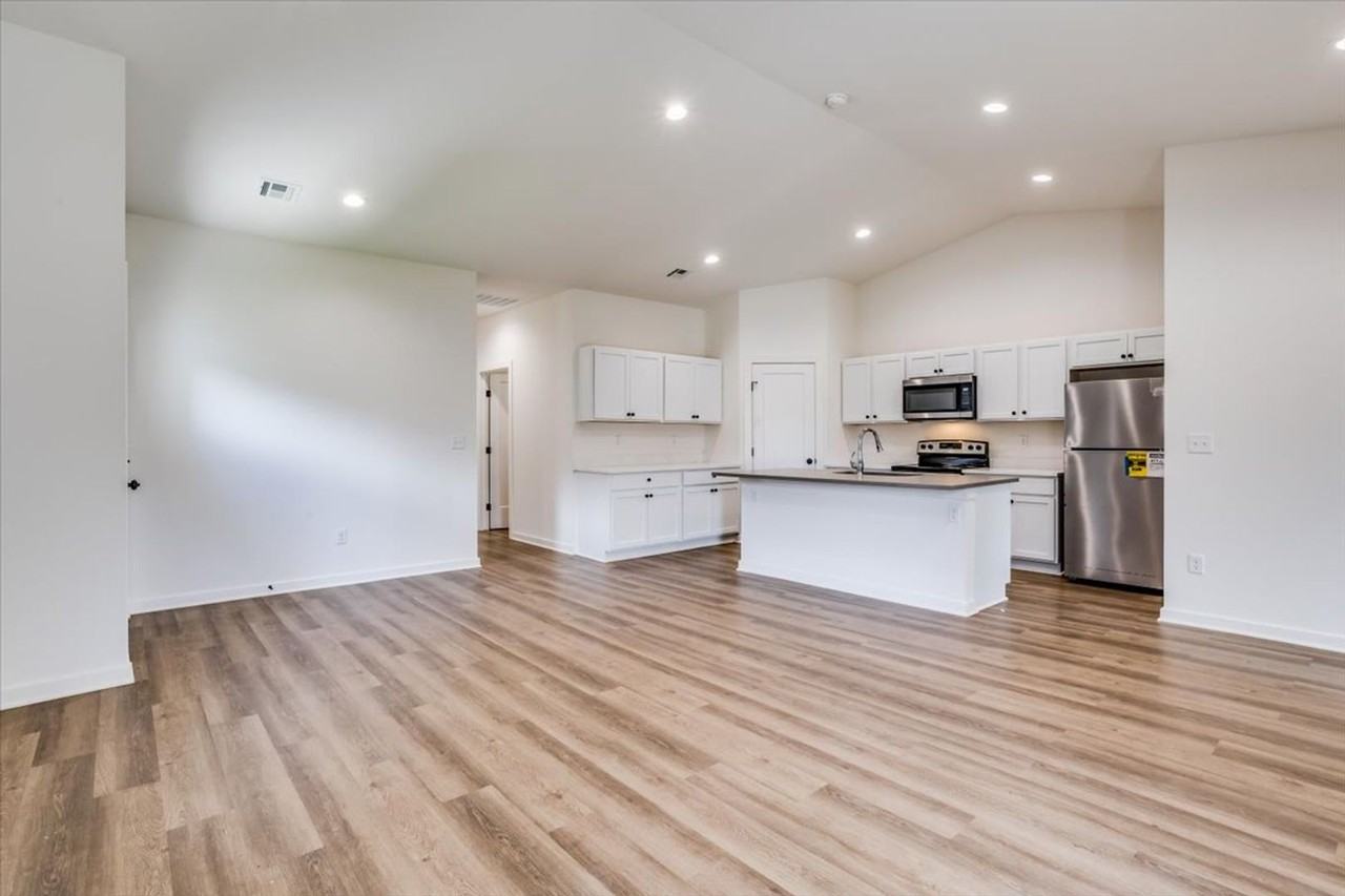 2013 N Melody Ln - Photo 6 of 22