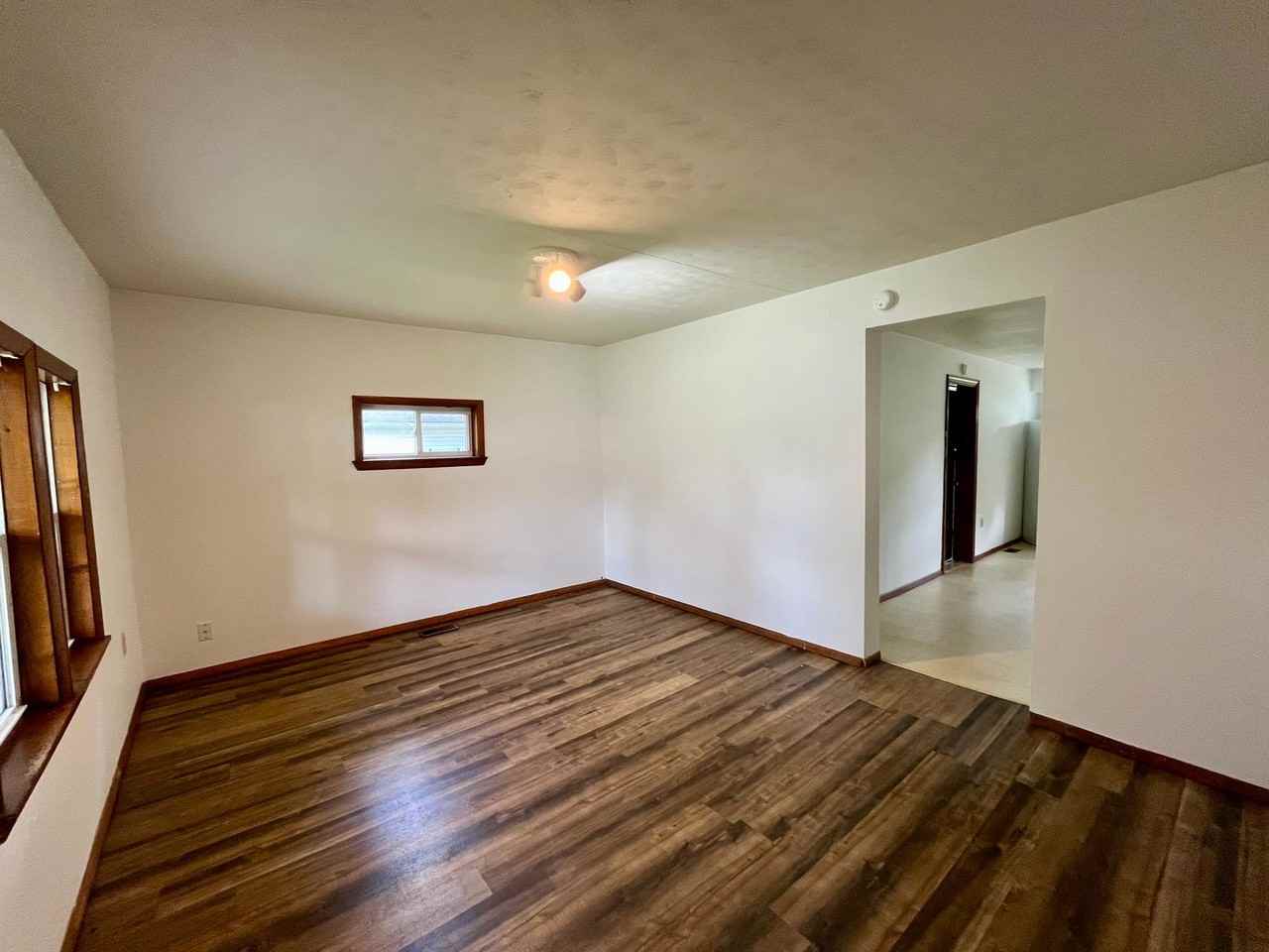 306 Fair St - Photo 2 of 8