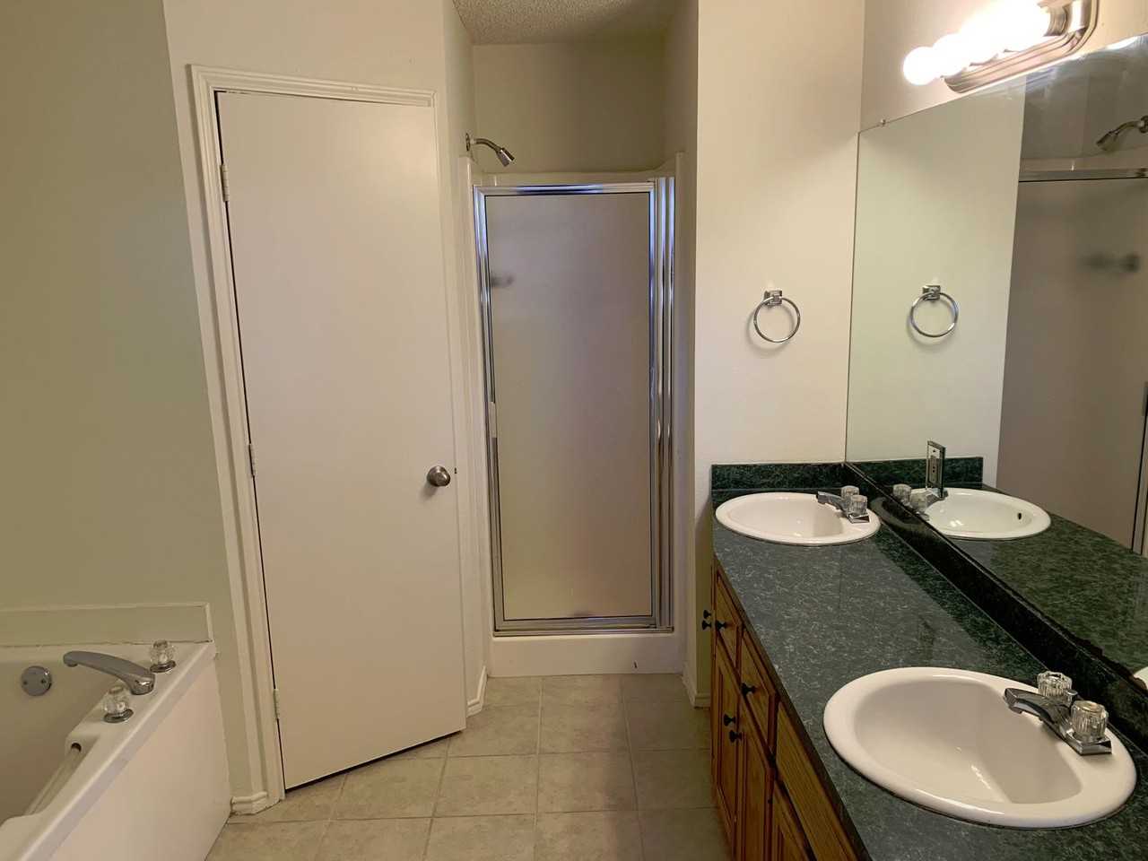 4629 Lexington St - Photo 2 of 14