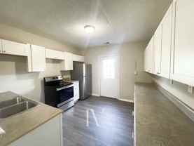 215 Lawrence St - Photo 1 of 1