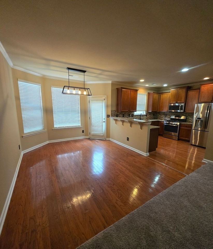 73 Puttenum Way - Photo 3 of 9