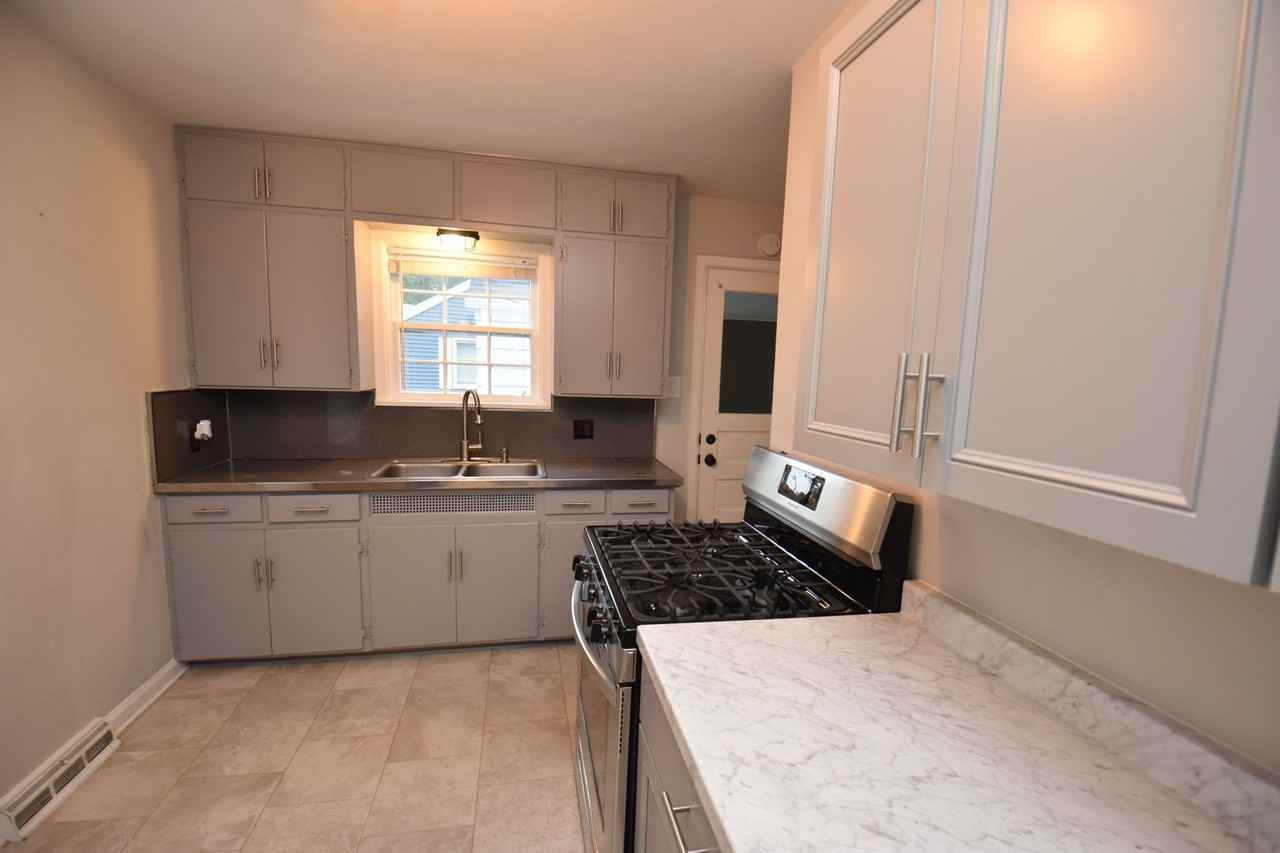 19585 Sunset Ln - Photo 5 of 14