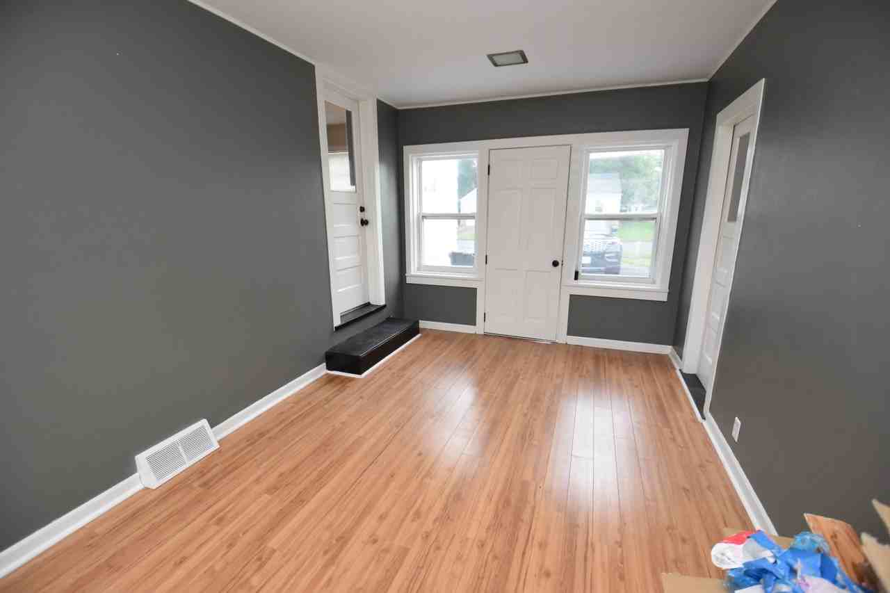 19585 Sunset Ln - Photo 6 of 14