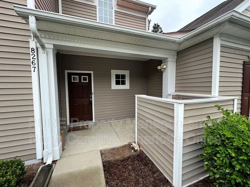 8267 Carob Tree Ln - Photo 4 of 27