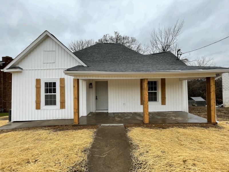 1423 Pickett Ave - Photo 4 of 23