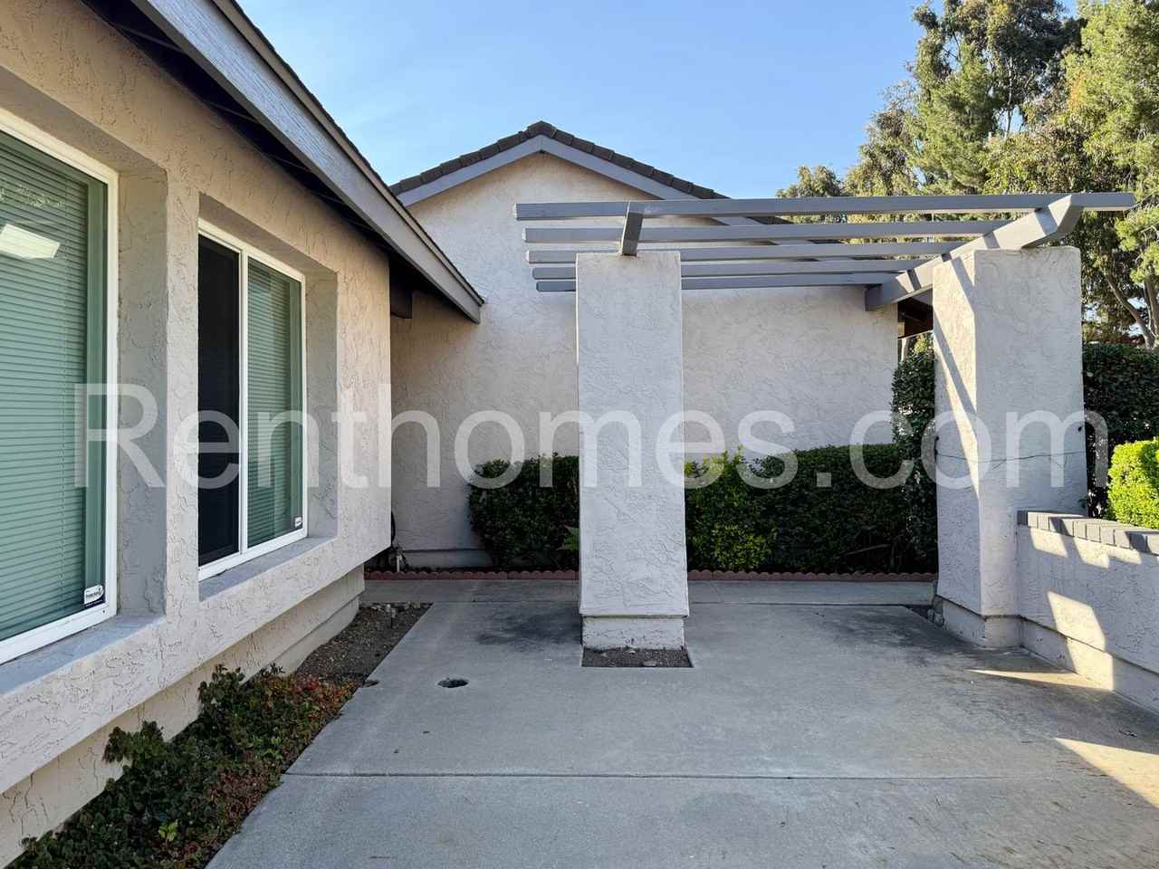 1160 Via Camellia - Photo 2 of 38