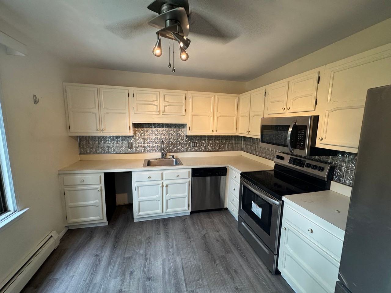 38 Granite Rd - Photo 3 of 18