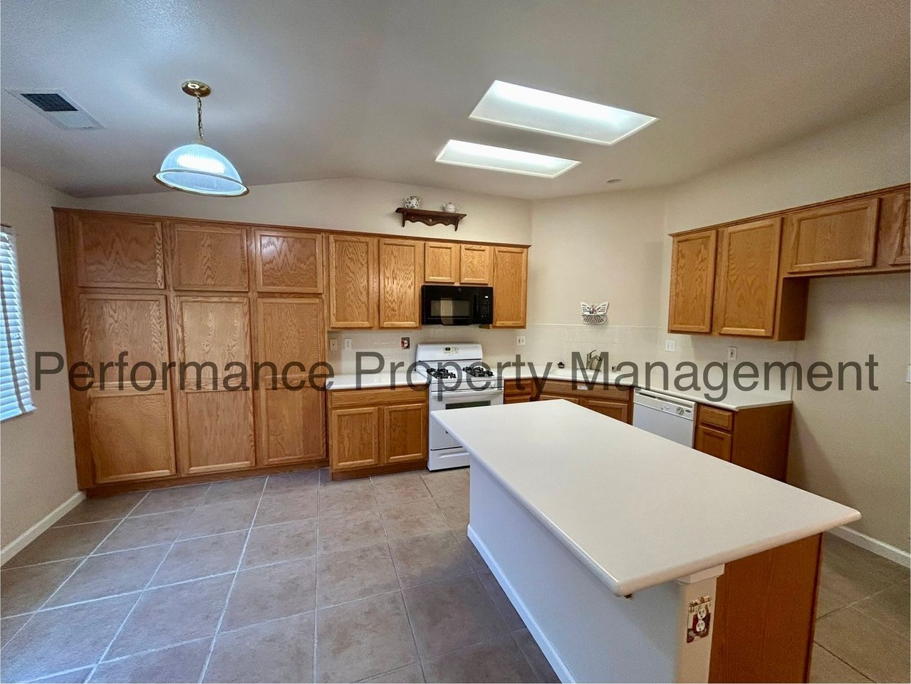 12518 Valentano Ave - Photo 5 of 21