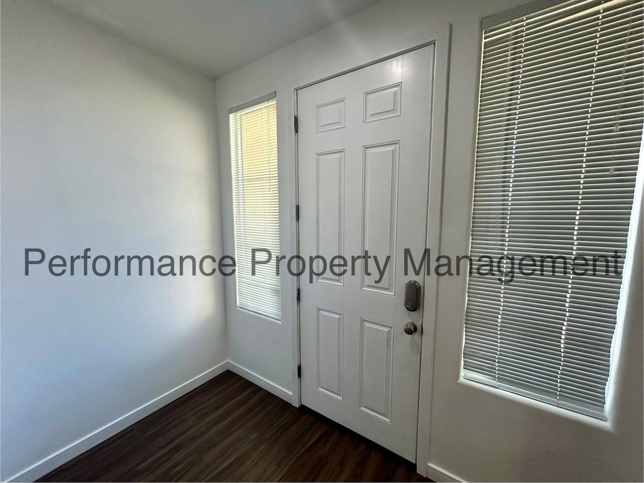 2505 Mercedes Dr - Photo 2 of 22