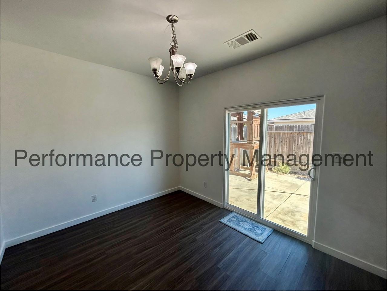 2505 Mercedes Dr - Photo 6 of 22