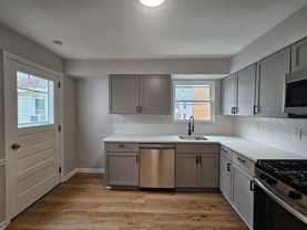 225 10th St #2 - Photo 1 of 1