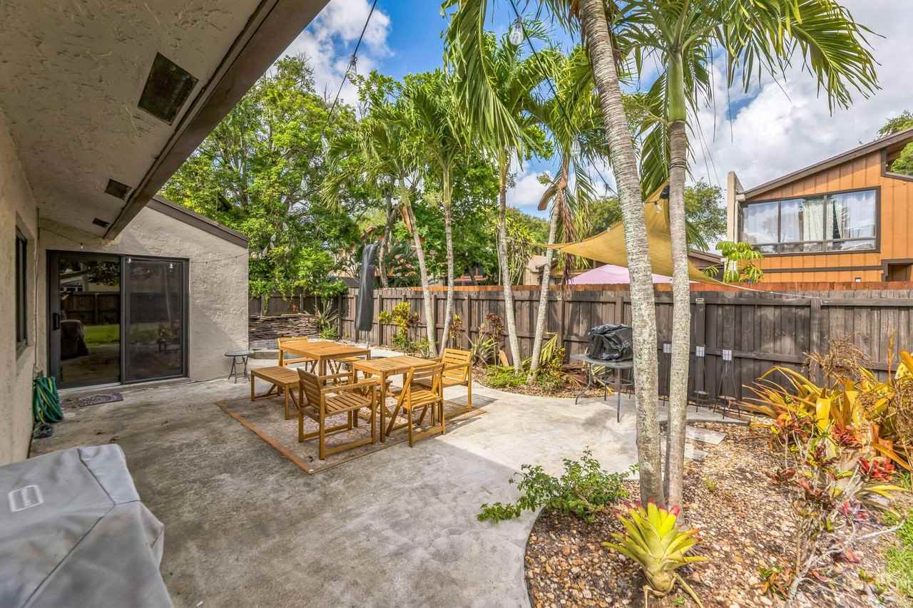 2924 Nw 69th Ct - Photo 7 of 36