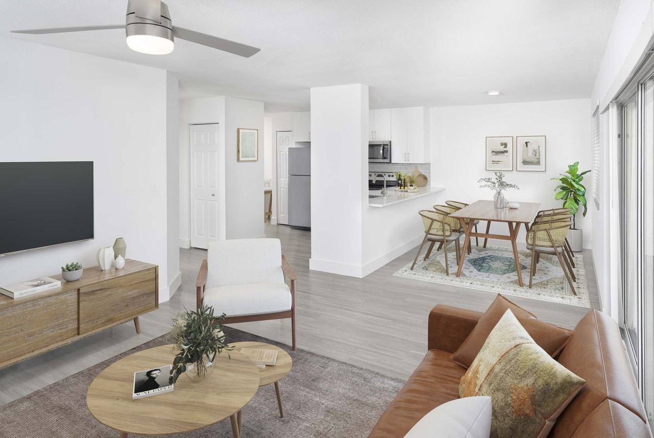 Camden Portofino - Photo 4 of 34