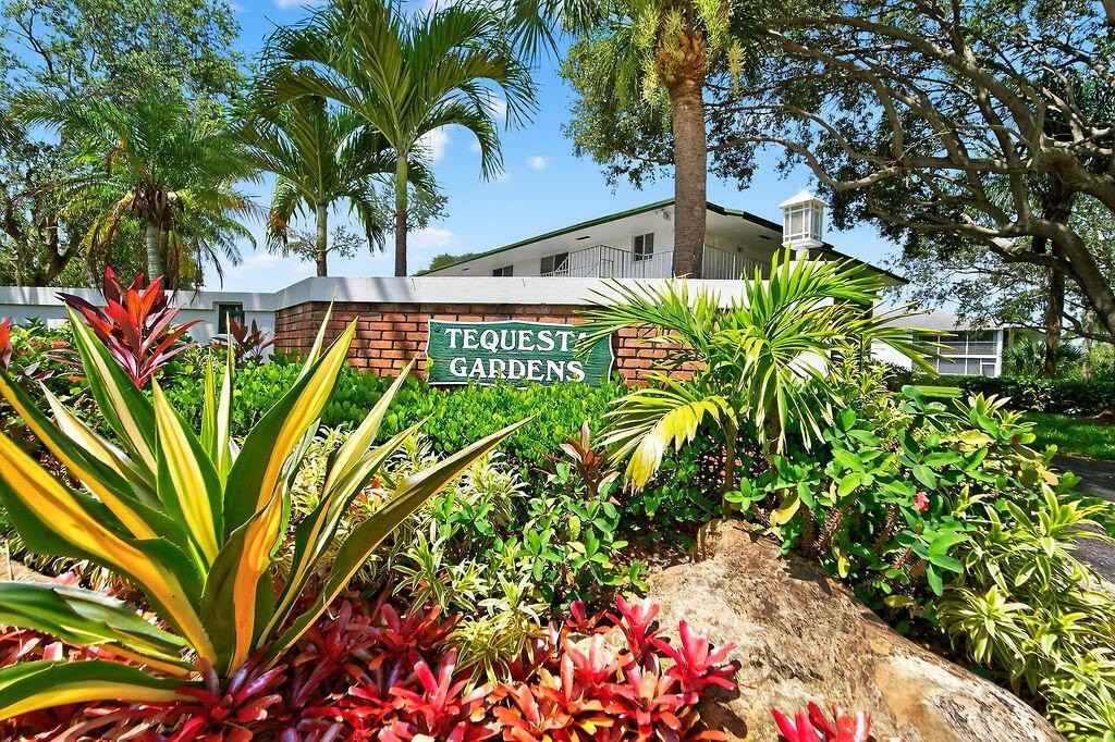 4 Westwood Ave #205H