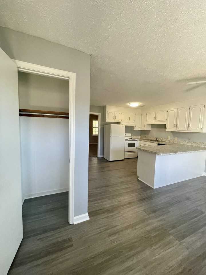 1150 Homestead Garden Court - Photo 2 of 19