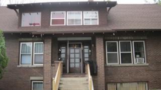 109 West Illinois Street - Photo 5 of 12