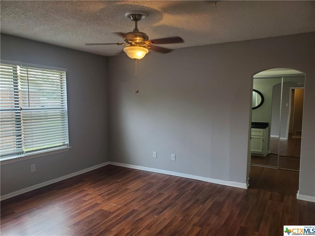 1217 Craig Street - Photo 4 of 10