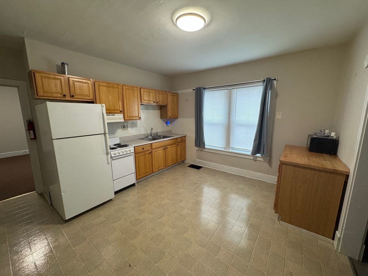 25 Chestnut Street - Photo 3 of 9