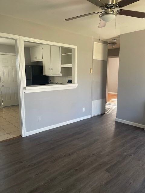1107 N Harding - Photo 3 of 8