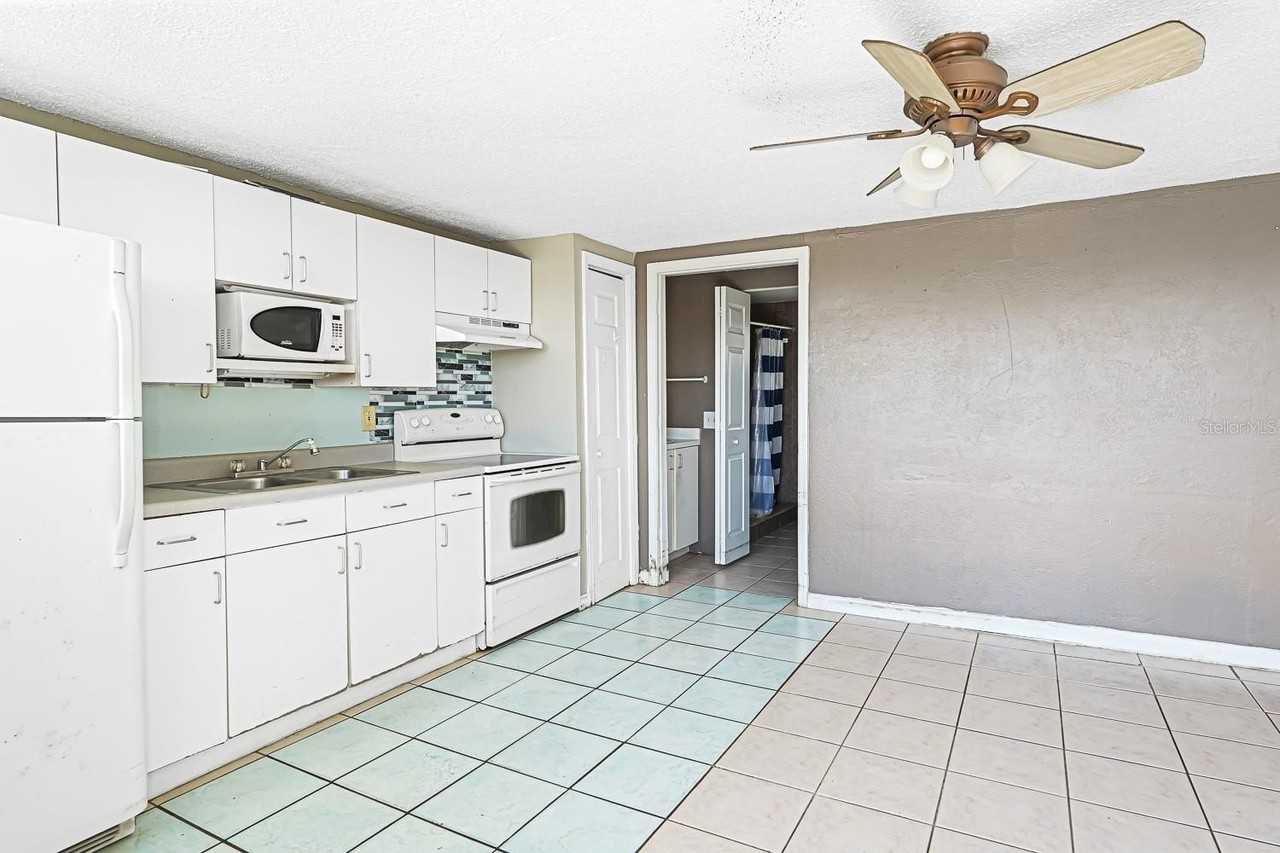 2021 Pennsylvania Avenue #2 - Photo 6 of 15