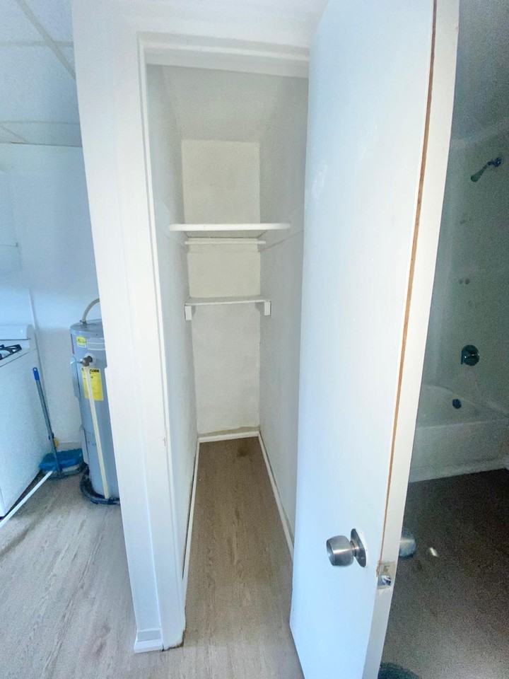912 Park Street - Photo 2 of 28