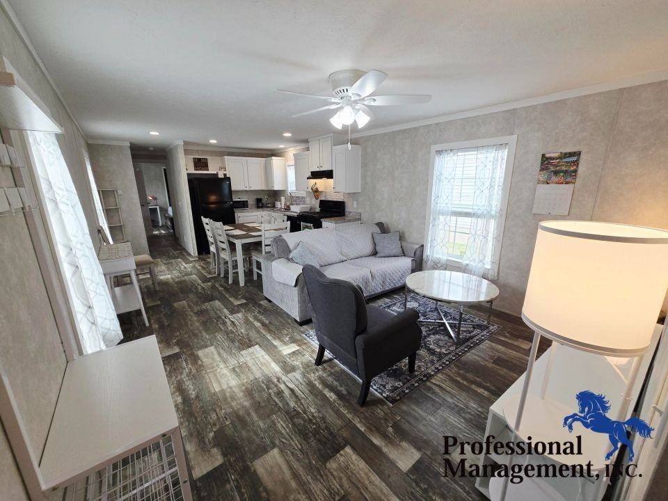 4751 Laila Dr - Photo 2 of 10