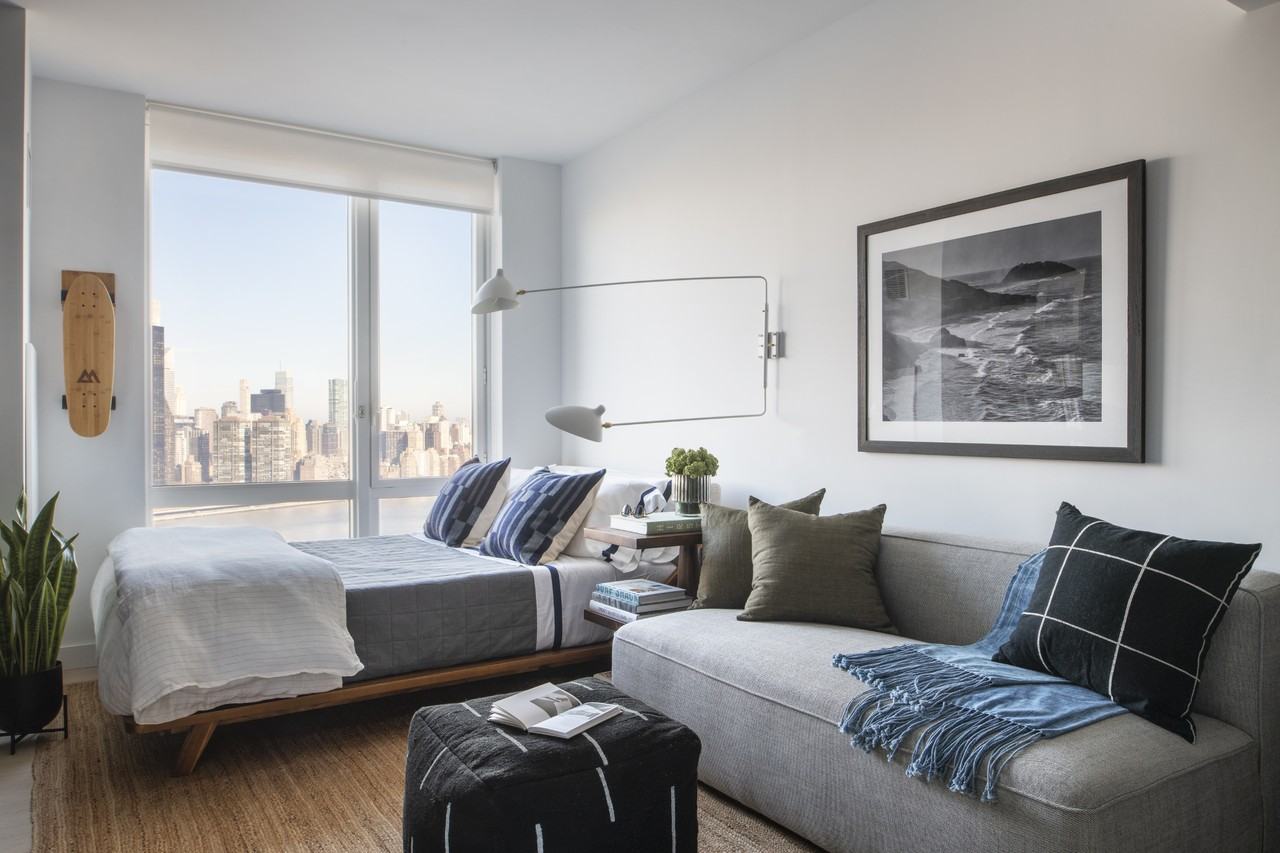 Gotham Point - Photo 4 of 50