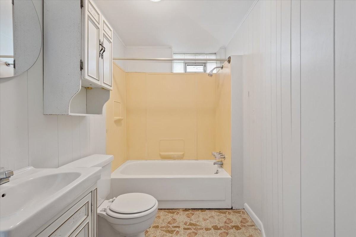 1221 Prospect Avenue #1 - Photo 3 of 33