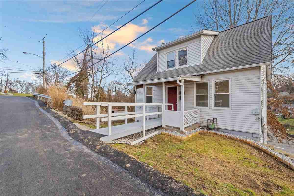 1221 Prospect Avenue #1 - Photo 2 of 33