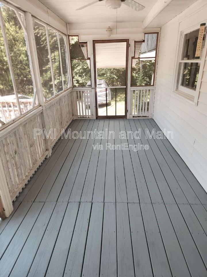 488 Lake Hosea Dr - Photo 6 of 47