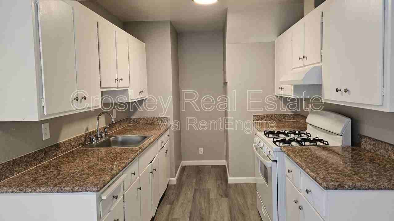 314 Beck St - Photo 2 of 9