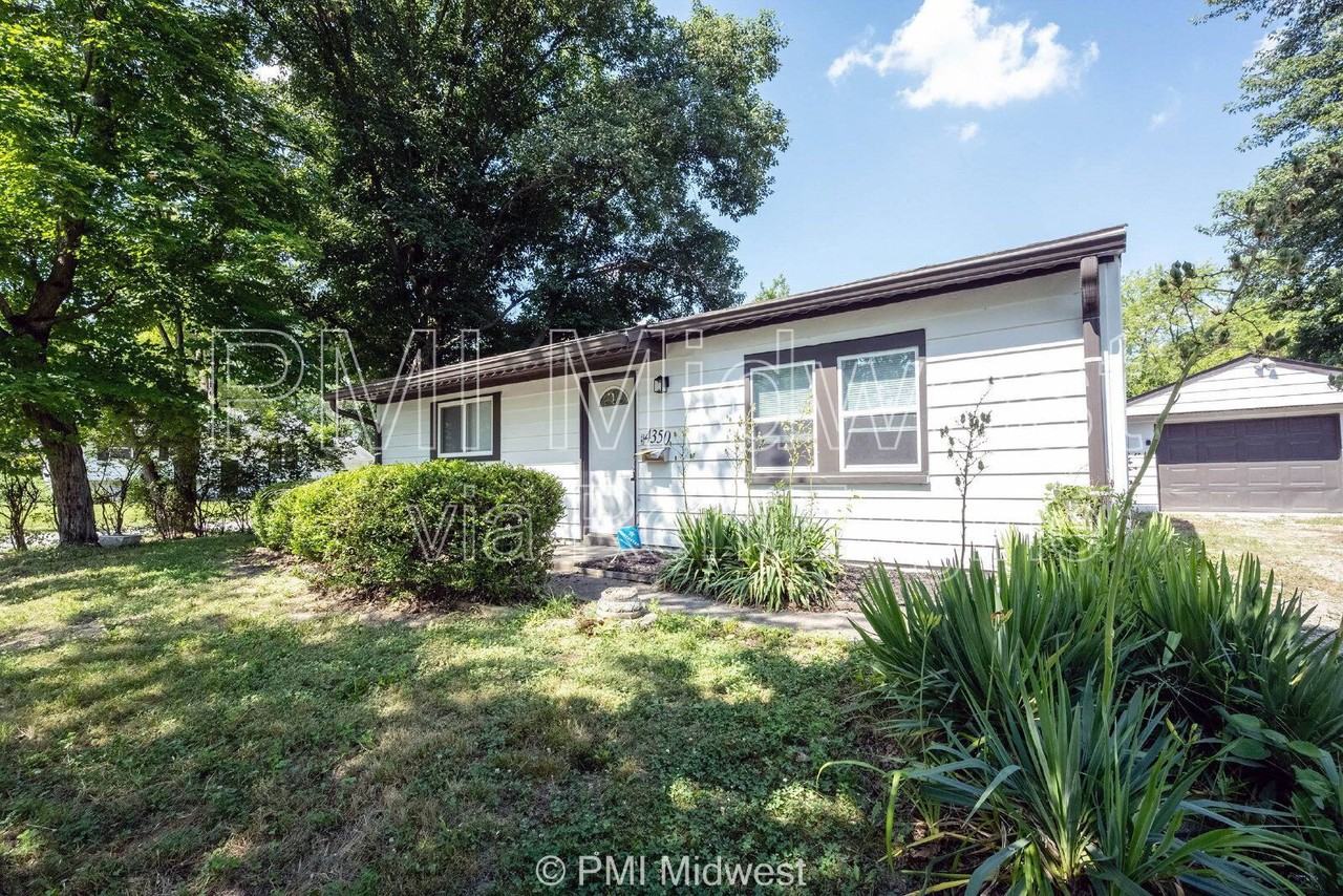 4350 Dubarry Rd - Photo 2 of 31