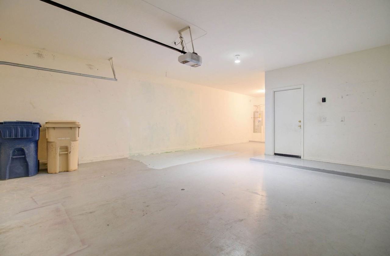 5659 S 239th Dr - Photo 3 of 50