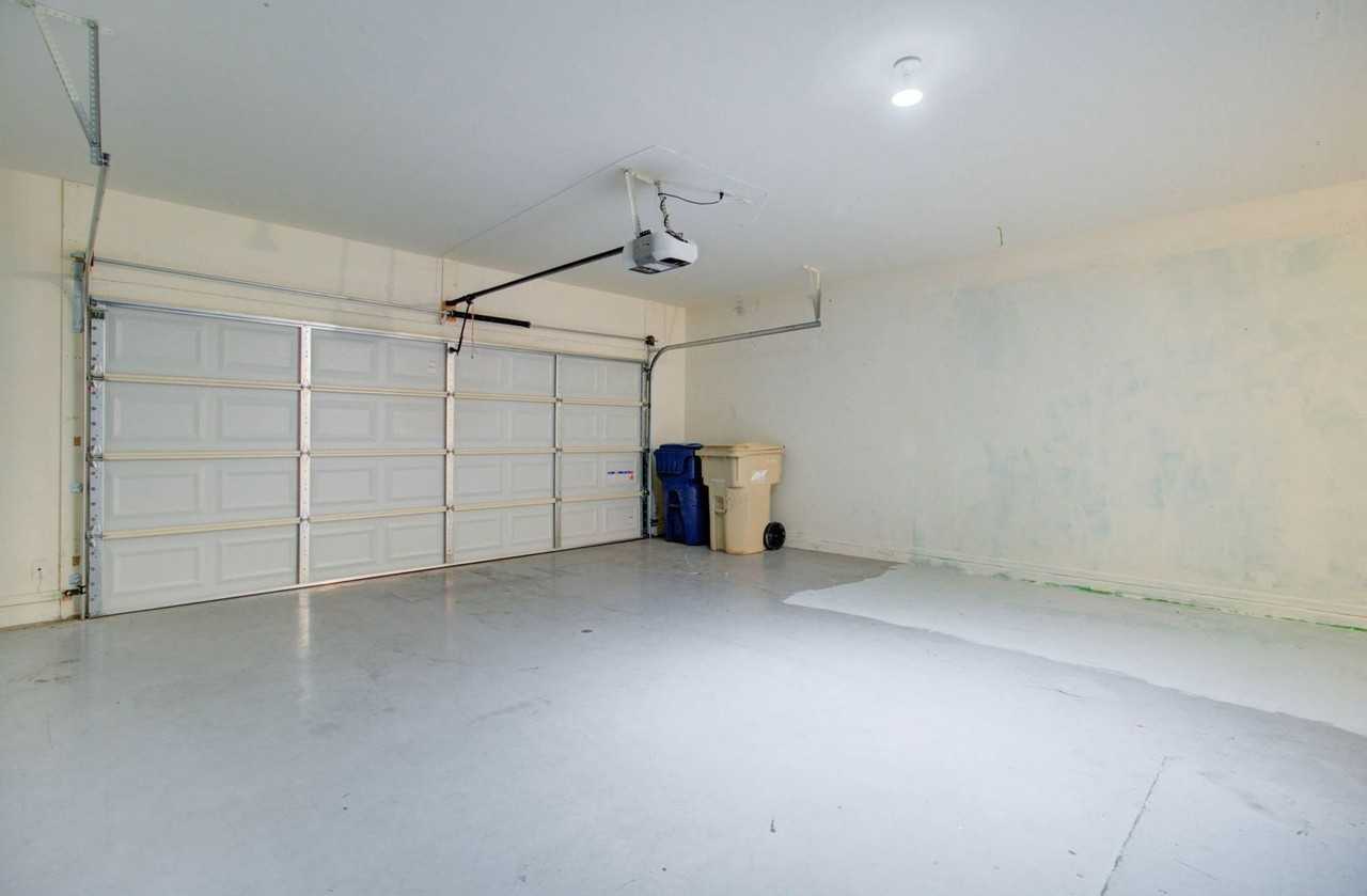 5659 S 239th Dr - Photo 4 of 50