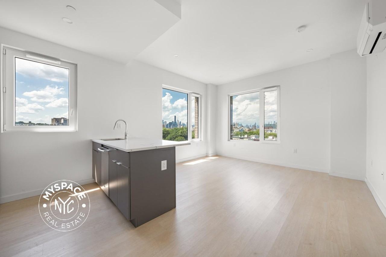 1499 Bedford Ave #8k