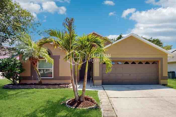 12528 Winfield Scott Blvd - Photo 2 of 32