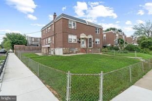 4201 Sheffield Ave - Photo 1 of 1