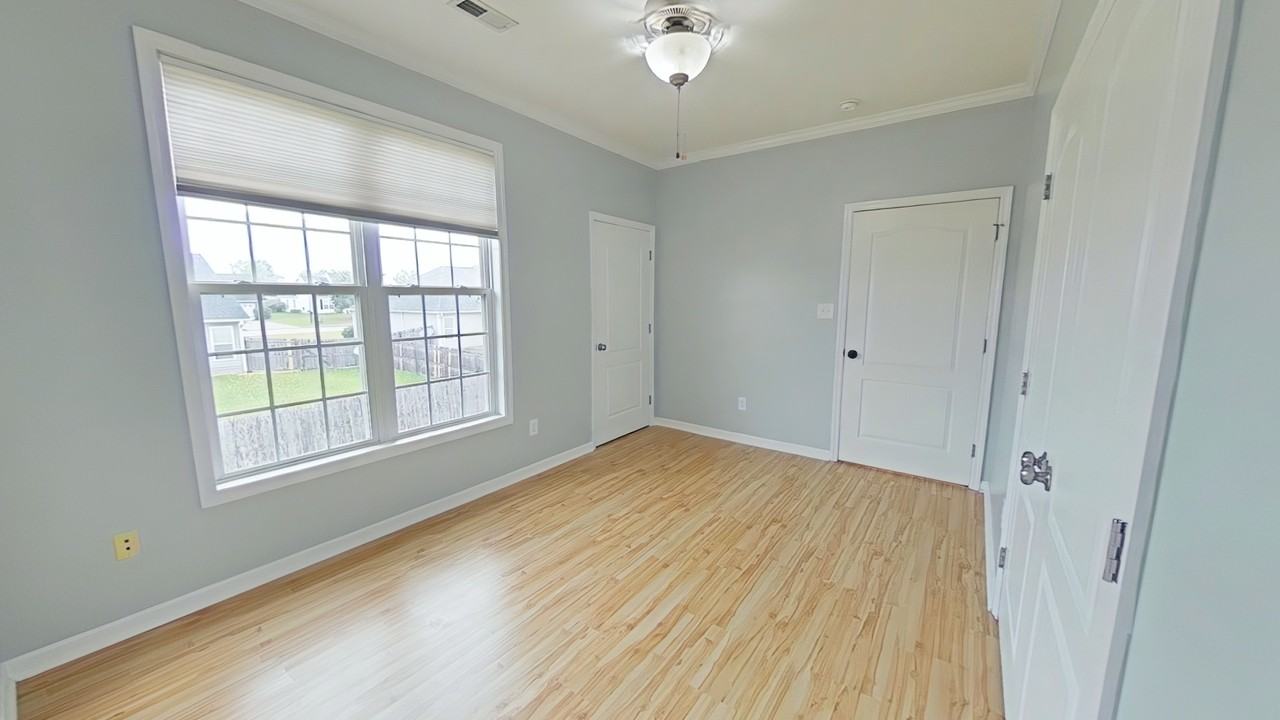 1324 Kershaw Loop #206 - Photo 2 of 35