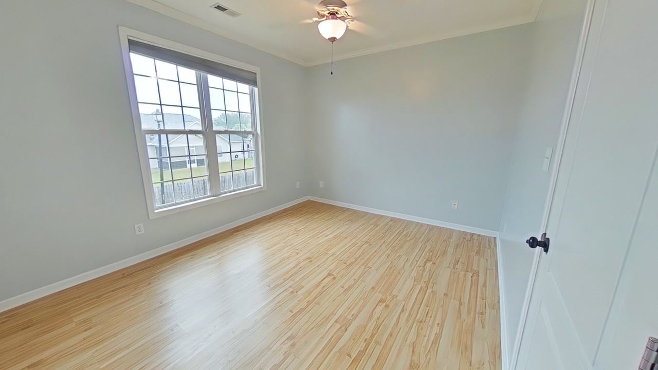 1324 Kershaw Loop #206 - Photo 2 of 35