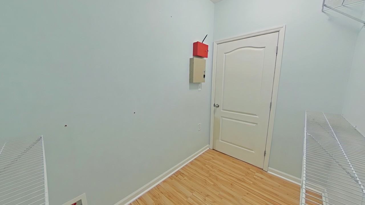 1324 Kershaw Loop #206 - Photo 3 of 35