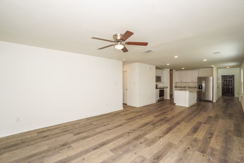 1652 Viola Ln - Photo 6 of 17
