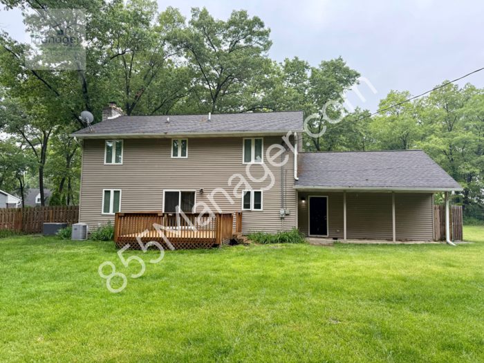 2385 Horace St - Photo 2 of 33