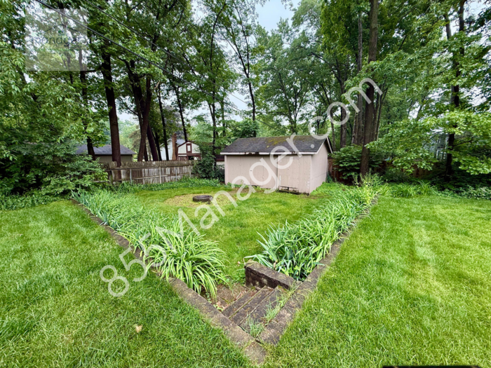 2385 Horace St - Photo 3 of 33