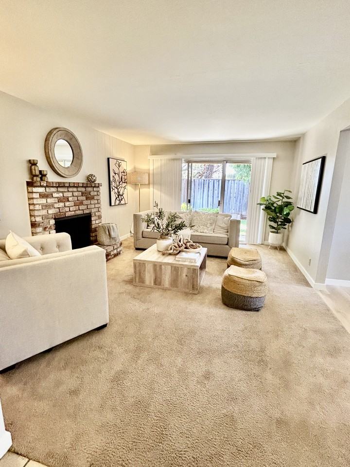 960 Spadafore Ct #NA - Photo 2 of 10