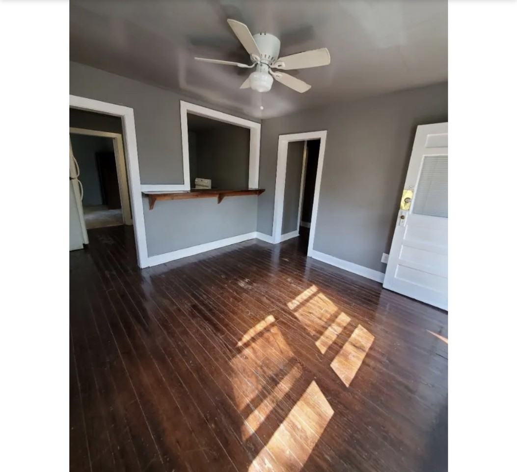 305 E Lambert St #NA - Photo 2 of 7