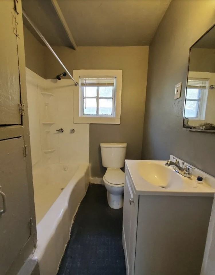 305 E Lambert St #NA - Photo 3 of 7
